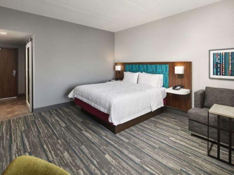 Hampton Inn Franklin, In Екстериор снимка